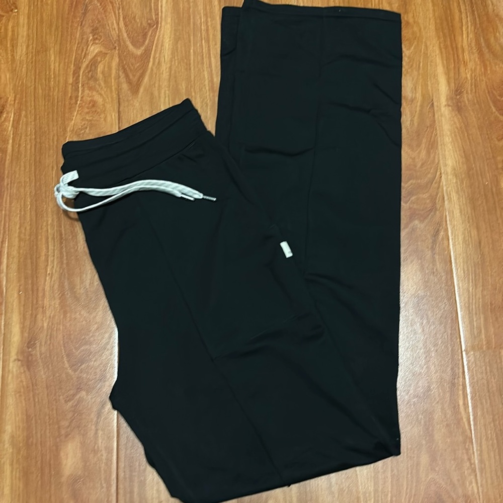 Vuori Halo Essential Wideleg